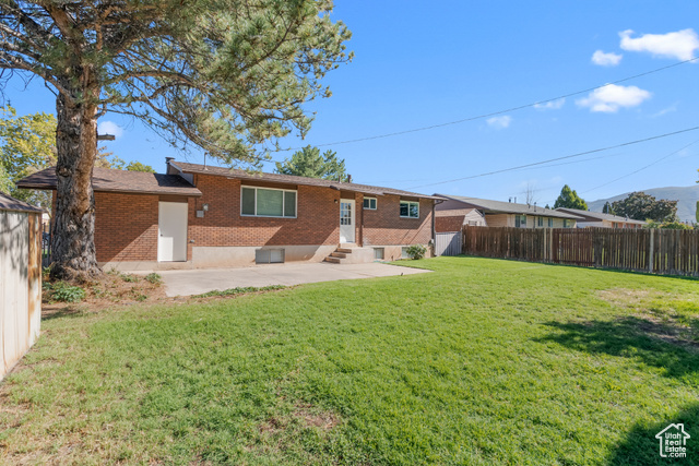 Photo 4 for MLS #2106287 at 1665 W 1960 North