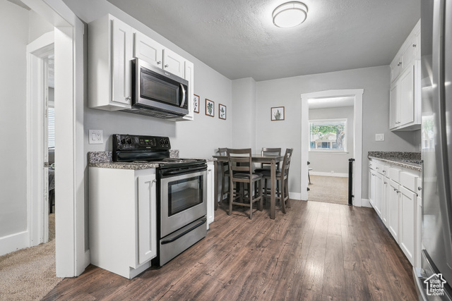 Photo 8 for MLS #2106296 at 2938 S Cyprus Ln