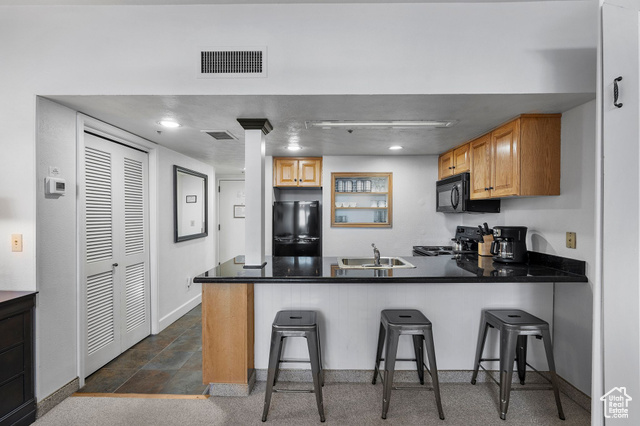 Photo 2 for MLS #2106300 at 1415 Lowell Ave #B165
