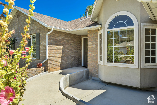 Photo 4 for MLS #2106350 at 9851 S Birdie Way