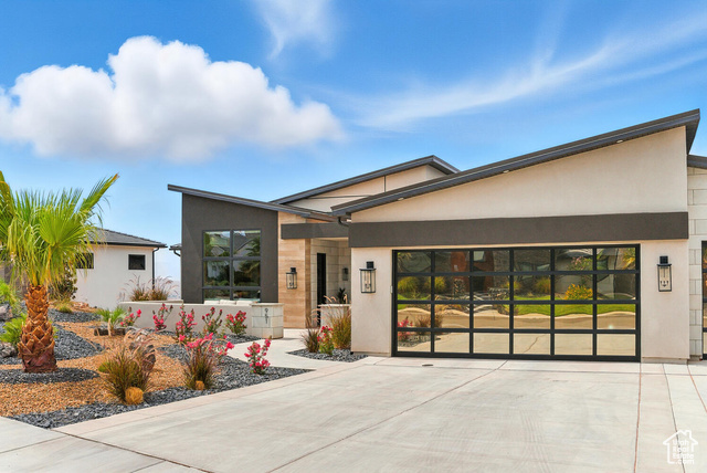 Photo 8 for MLS #2106365 at 951 N Grand Heights Dr