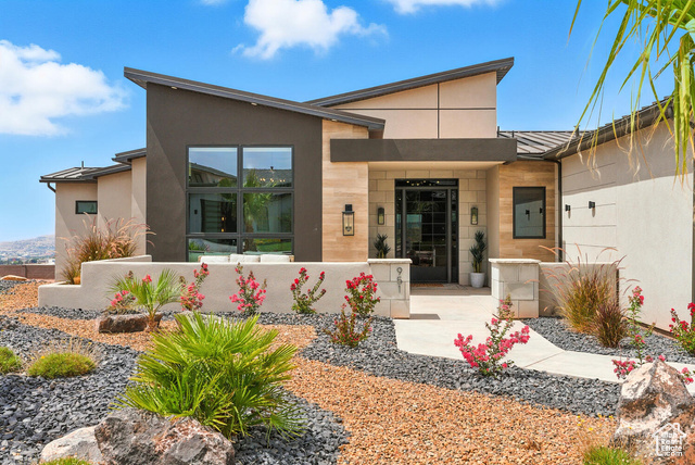Photo 4 for MLS #2106365 at 951 N Grand Heights Dr
