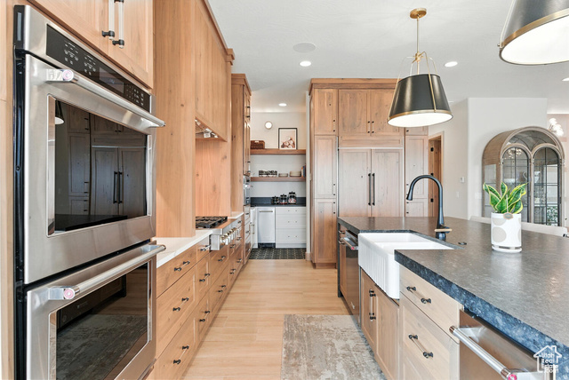 Photo 21 for MLS #2106365 at 951 N Grand Heights Dr