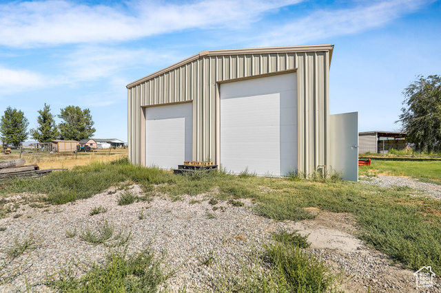 Photo 32 for MLS #2106380 at 2869 N 5150 West
