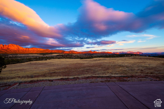 Photo 8 for MLS #2106392 at 4907 N Mesa Rd
