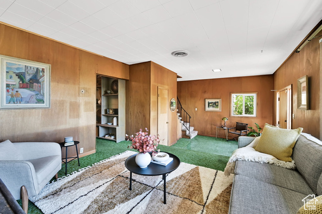 Photo 9 for MLS #2106393 at 665 E 6th Ave