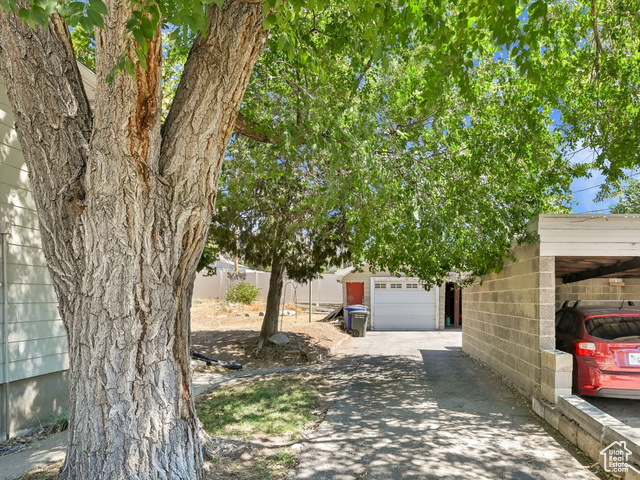Photo 42 for MLS #2106393 at 665 E 6th Ave