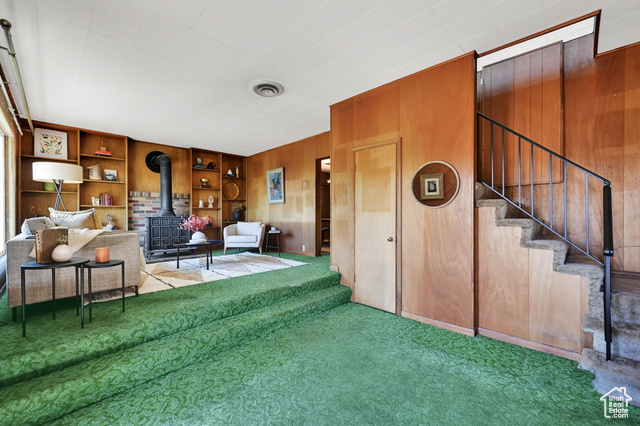 Photo 4 for MLS #2106393 at 665 E 6th Ave