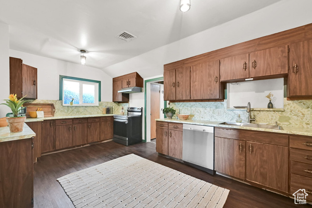 Photo 14 for MLS #2106393 at 665 E 6th Ave