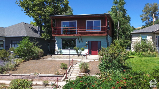 Photo 2 for MLS #2106393 at 665 E 6th Ave