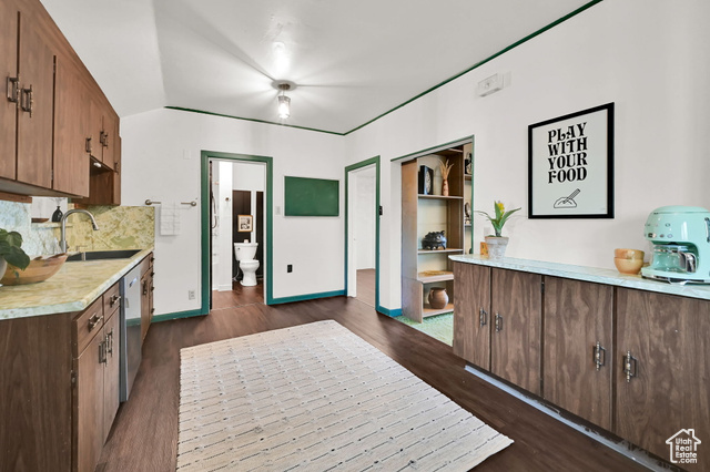 Photo 15 for MLS #2106393 at 665 E 6th Ave