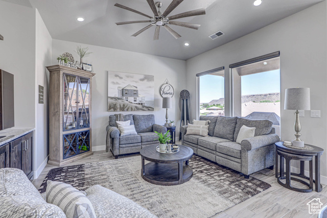 Photo 11 for MLS #2106404 at 1047 N 2050 East