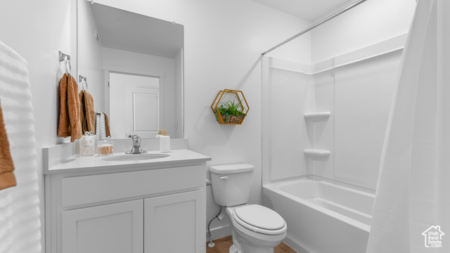 Photo 13 for MLS #2106413 at 352 E 1275 North #130