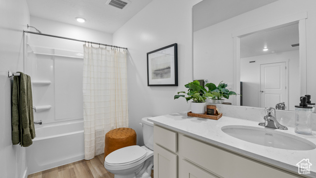 Photo 19 for MLS #2106414 at 1508 E 720 North #1088