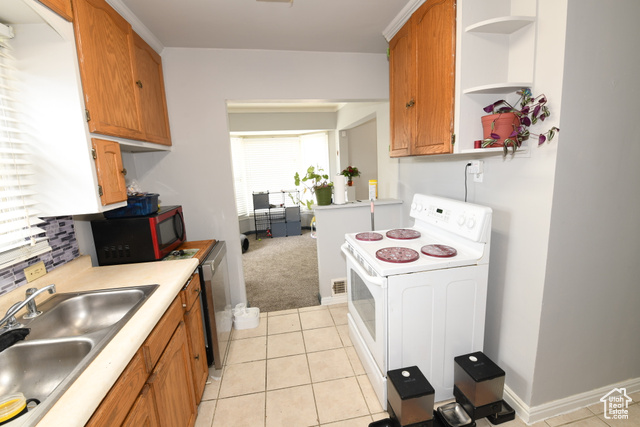 Photo 13 for MLS #2106424 at 2764 Fowler Ave