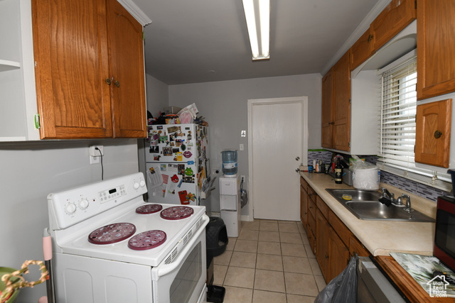 Photo 9 for MLS #2106424 at 2764 Fowler Ave