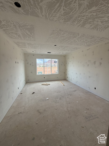 Photo 10 for MLS #2106426 at 983 E Malibu Dr
