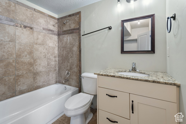 Photo 24 for MLS #2106436 at 301 E Salem Cir