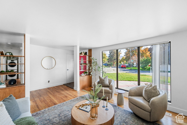Photo 3 for MLS #2106441 at 3674 S 545 East