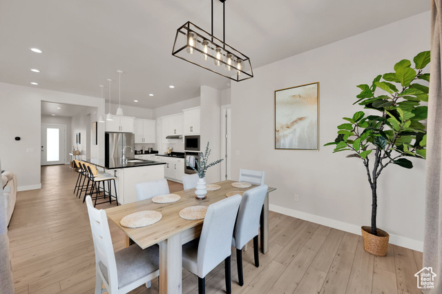 Photo 21 for MLS #2106446 at 1612 W Maple Brook Ln #27