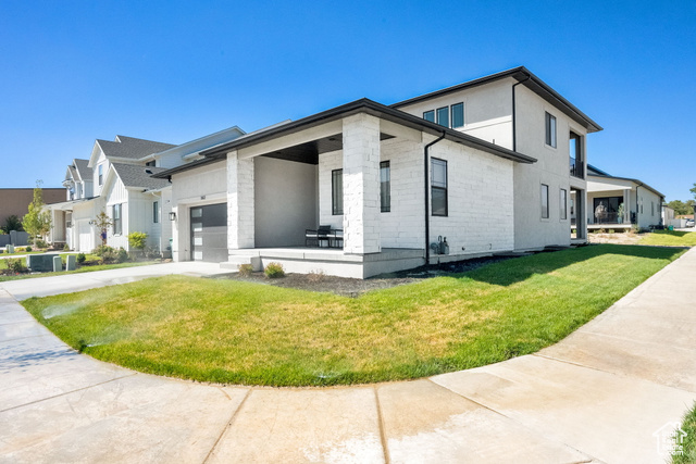 Photo 3 for MLS #2106446 at 1612 W Maple Brook Ln #27