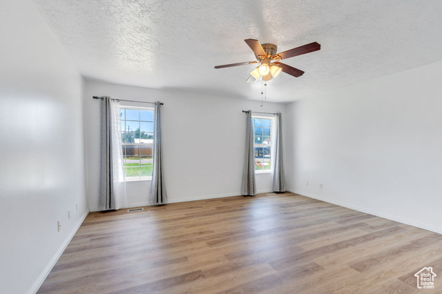Photo 13 for MLS #2106450 at 246 W Golden Harvest Rd