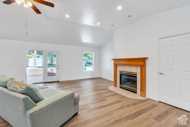 Photo 9 for MLS #2106450 at 246 W Golden Harvest Rd