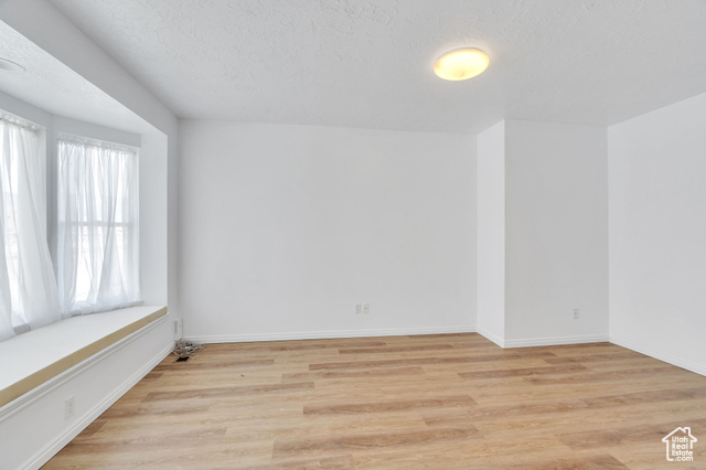 Photo 17 for MLS #2106450 at 246 W Golden Harvest Rd