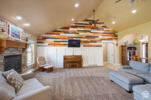 Photo 4 for MLS #2106472 at 460 N 260 East