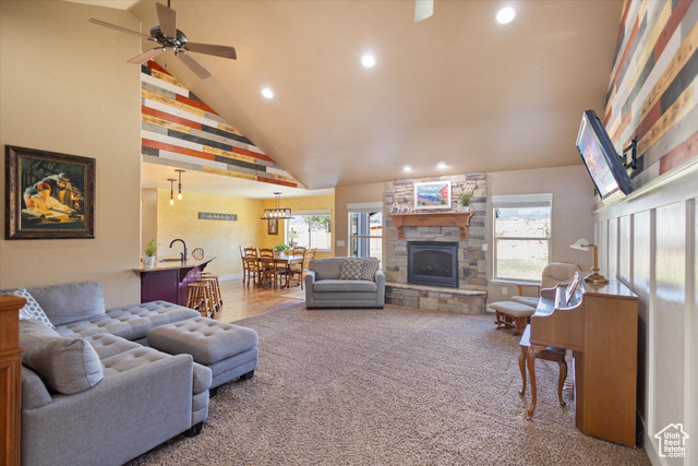 Photo 2 for MLS #2106472 at 460 N 260 East