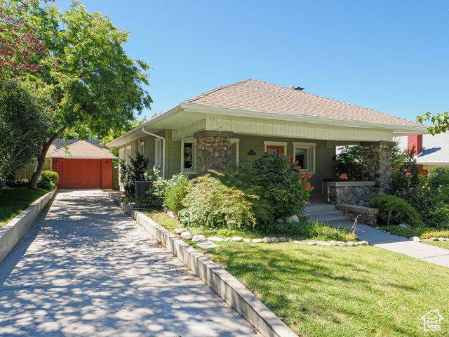 Photo 2 for MLS #2106480 at 1336 E Roosevelt Ave