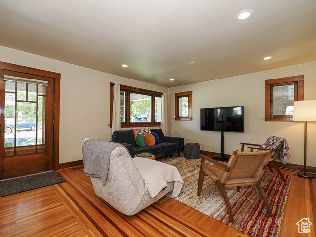 Photo 17 for MLS #2106480 at 1336 E Roosevelt Ave
