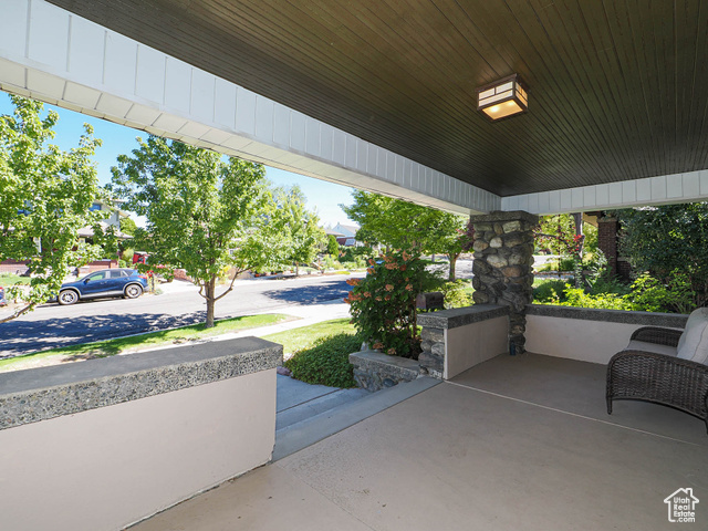 Photo 6 for MLS #2106480 at 1336 E Roosevelt Ave