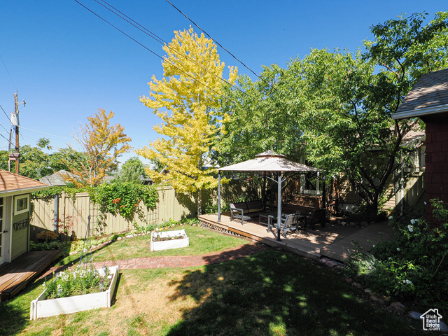 Photo 9 for MLS #2106480 at 1336 E Roosevelt Ave