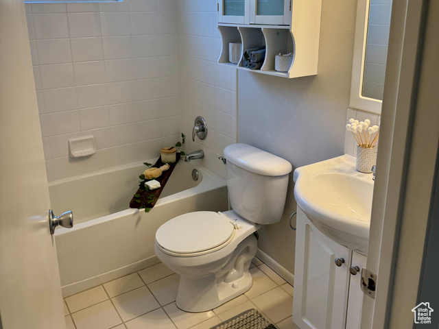Photo 10 for MLS #2106486 at 650 N 300 West #137
