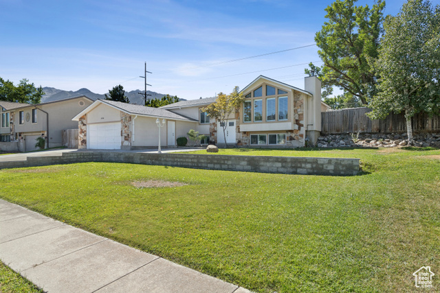 Photo 3 for MLS #2106490 at 1760 E Sunrise Meadow Dr