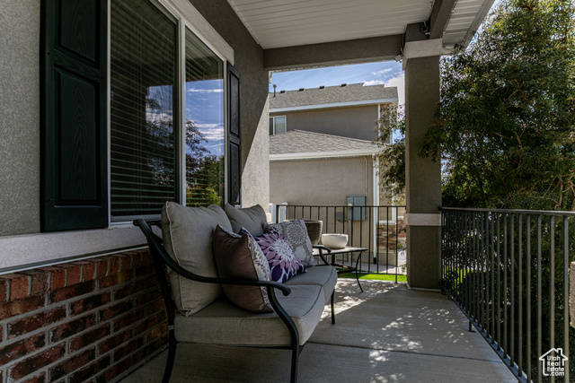 Photo 2 for MLS #2106505 at 3404 W Trentino Dr