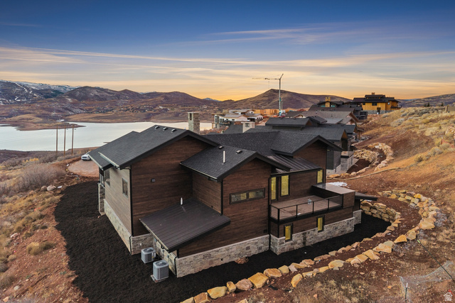 10640 N Reflection Rdg #r6
                     MLS #2106525