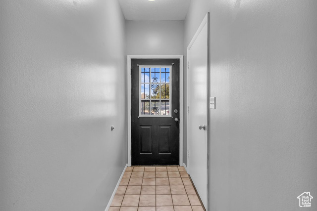 Photo 3 for MLS #2106526 at 1900 E 5625 South