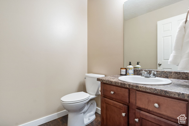Photo 12 for MLS #2106532 at 410 S Olive Way