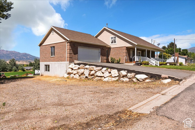 Photo 3 for MLS #2106542 at 370 S State St