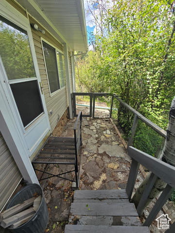 Photo 29 for MLS #2106550 at 1001 Juniper Cir