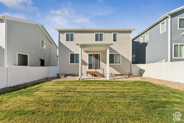 Photo 3 for MLS #2106552 at 1221 Redbud Dr
