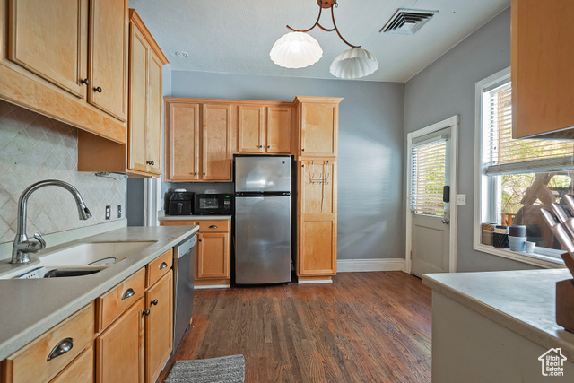 Photo 11 for MLS #2106577 at 1220 E 600 South