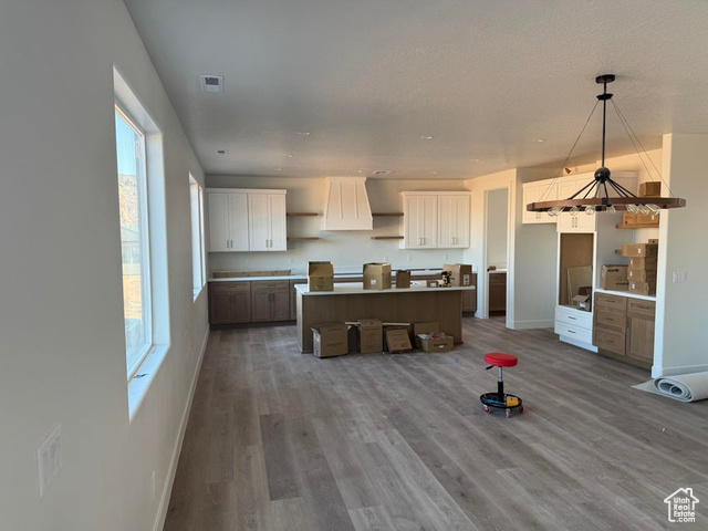 Photo 8 for MLS #2106589 at 1032 S Wyatt Ln