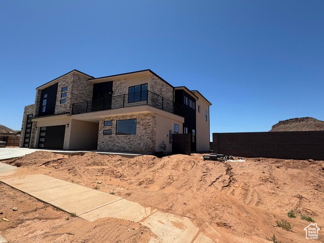 Photo 4 for MLS #2106589 at 1032 S Wyatt Ln