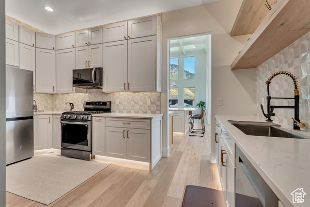 Photo 37 for MLS #2106592 at 516 E Savannah Cir