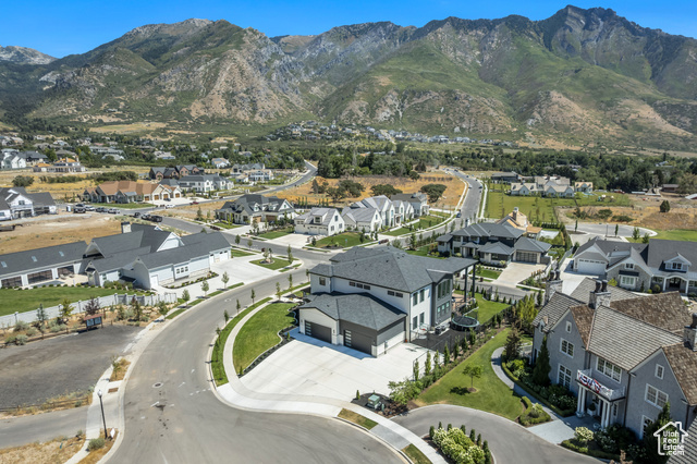 Photo 128 for MLS #2106592 at 516 E Savannah Cir