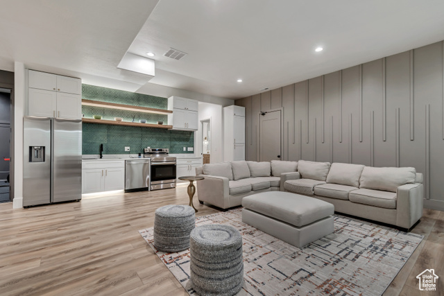 Photo 110 for MLS #2106592 at 516 E Savannah Cir