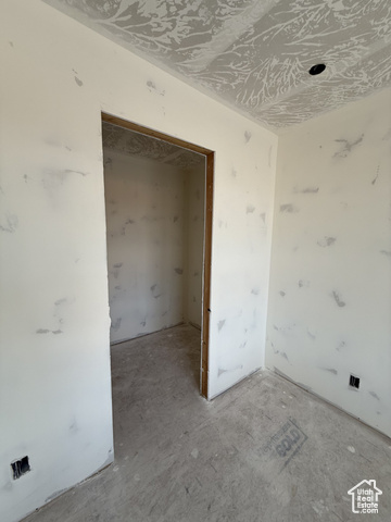 Photo 18 for MLS #2106617 at 5318 S Shorebreak Dr